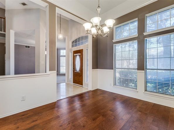 1729  Sheffield Drive , Garland Texas 75040