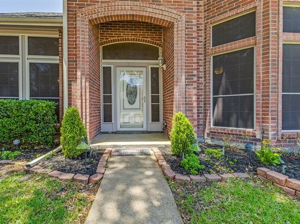 1729  Sheffield Drive , Garland Texas 75040