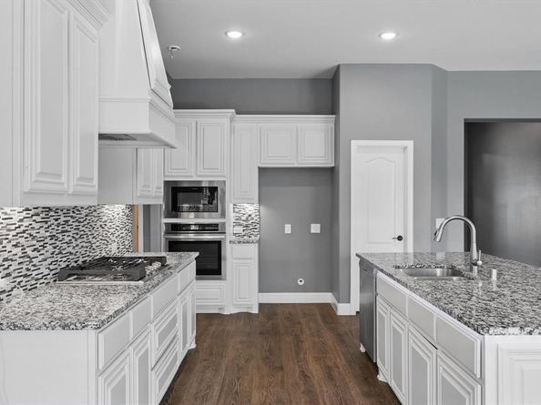 300  Navo Road , Little Elm Texas 75068