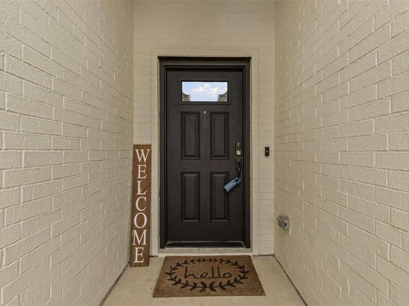 2104  Shane Avenue , Fort Worth Texas 76134