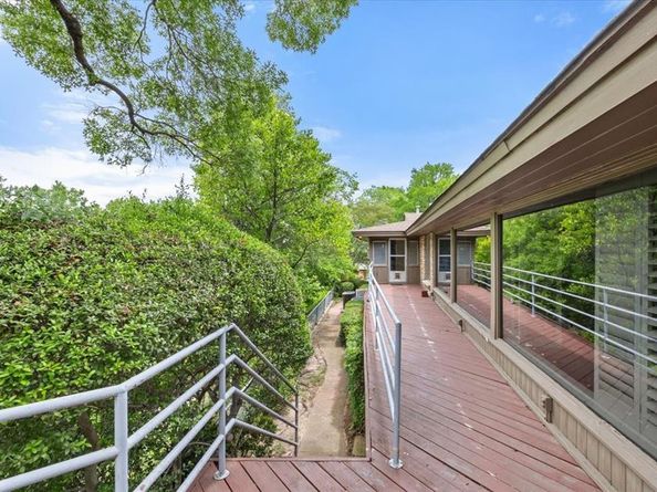 2900  Simondale Drive , Fort Worth Texas 76109