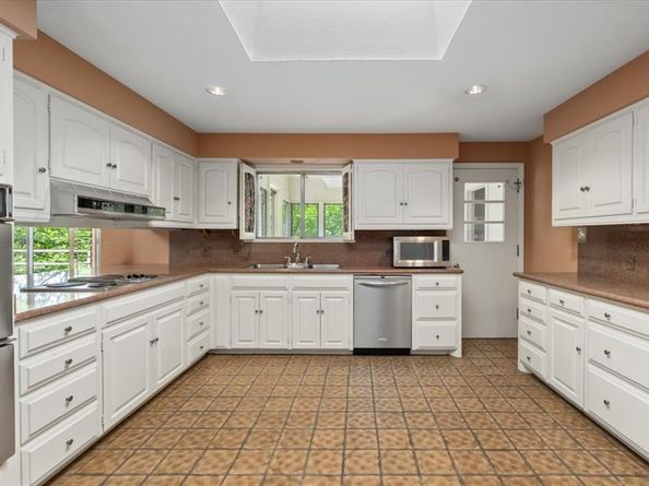 2900  Simondale Drive , Fort Worth Texas 76109