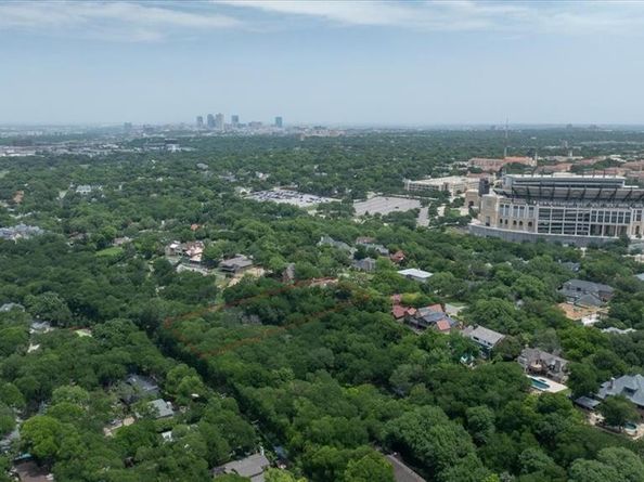 2900  Simondale Drive , Fort Worth Texas 76109