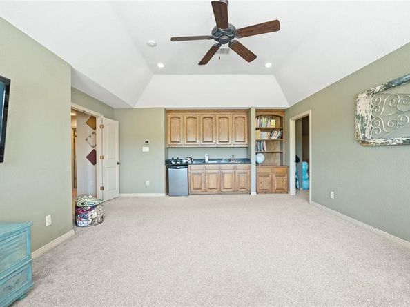 12046  Erin Lane , Fort Worth Texas 76179