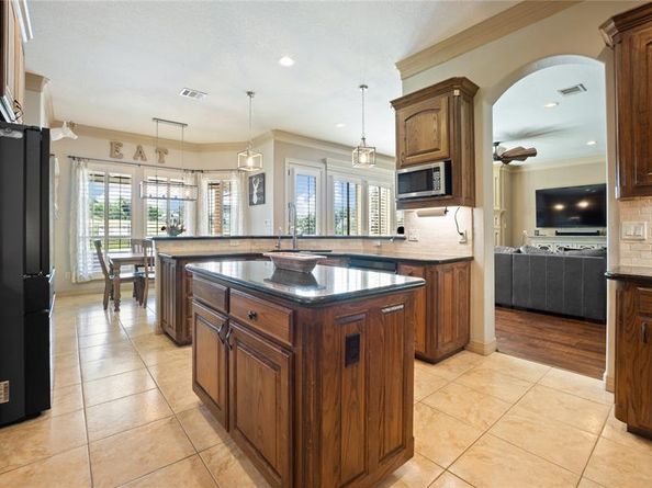 12046  Erin Lane , Fort Worth Texas 76179
