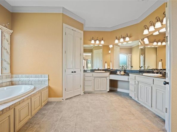12046  Erin Lane , Fort Worth Texas 76179