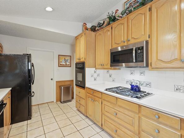 630  Park Lane , Highland Village Texas 75077