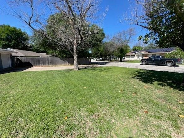 7005  Willis Avenue , Fort Worth Texas 76116