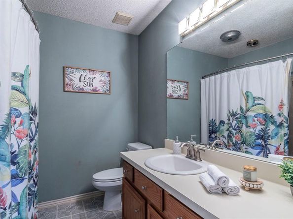 4516  Forestgate Drive , Arlington Texas 76017