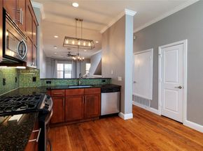 724  Skyline Bluff Court , Fort Worth Texas 76102