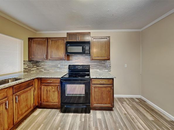 1204  Whitehall Drive , Plano Texas 75023