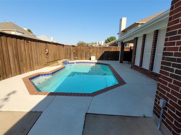 8402  Hartford Drive , Rowlett Texas 75089