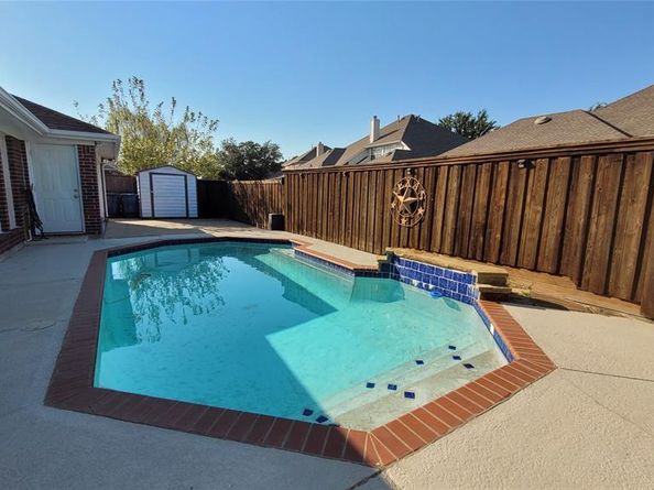 8402  Hartford Drive , Rowlett Texas 75089