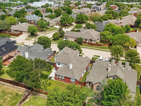 1107  Postwood Drive , Corinth Texas 76210