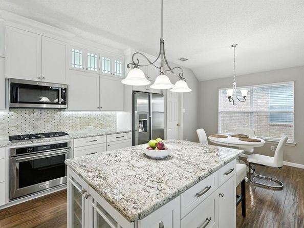 1107  Postwood Drive , Corinth Texas 76210
