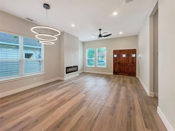 4006  Coolidge Street , Dallas Texas 75215