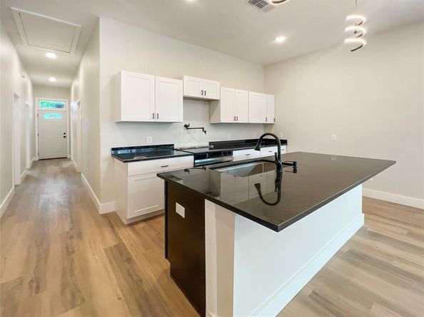 4006  Coolidge Street , Dallas Texas 75215