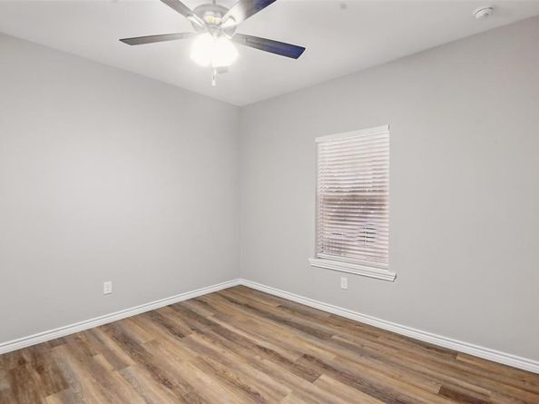 5325  Bent Tree Forest Drive  1102, Dallas Texas 75248
