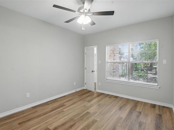 5325  Bent Tree Forest Drive  1102, Dallas Texas 75248