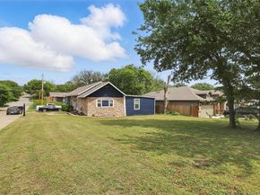 2000  Macie Avenue , Fort Worth Texas 76106