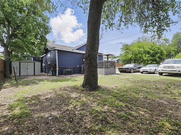 2000  Macie Avenue , Fort Worth Texas 76106