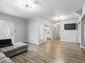 2000  Macie Avenue , Fort Worth Texas 76106