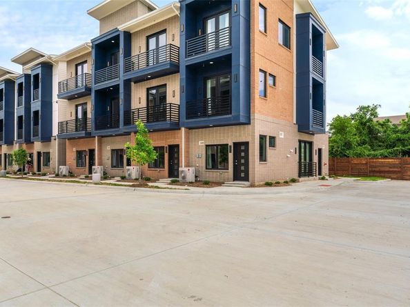 115  Merritt Street  304, Fort Worth Texas 76114