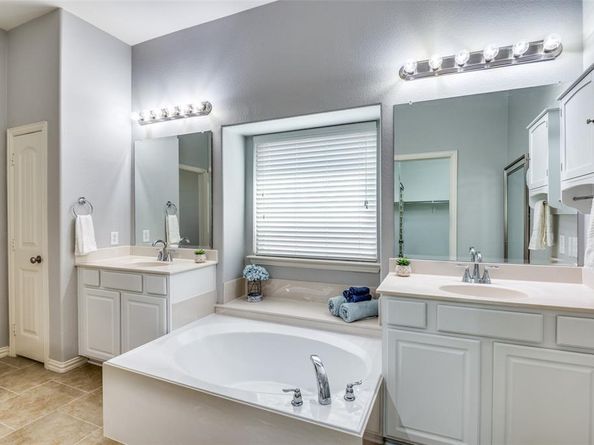 5220  Grove Cove Drive , McKinney Texas 75071