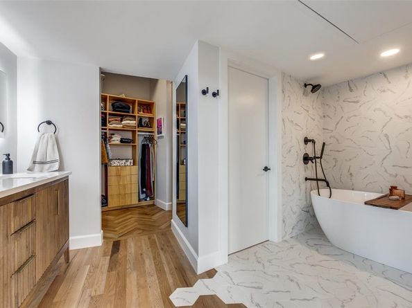 509  Elm Street  504, Dallas Texas 75202
