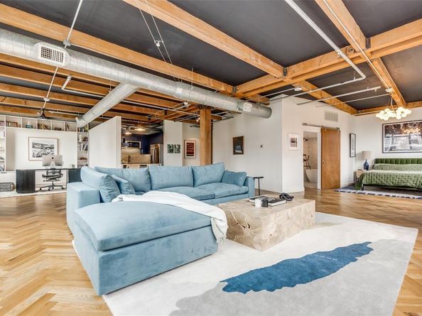 509  Elm Street  504, Dallas Texas 75202