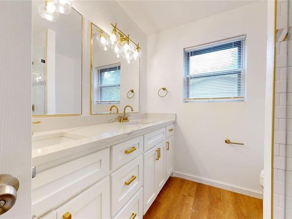 1608  Holt Street , Fort Worth Texas 76103