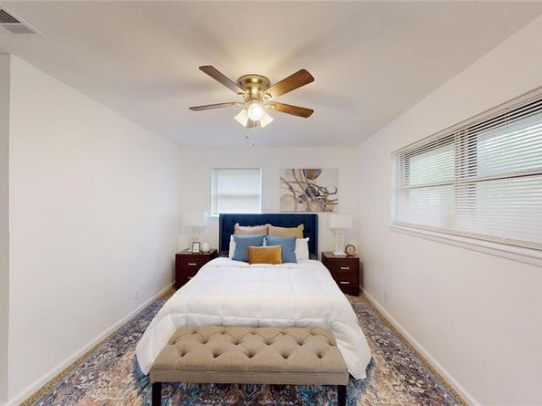 1608  Holt Street , Fort Worth Texas 76103