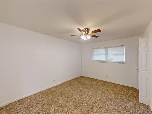 1608  Holt Street , Fort Worth Texas 76103