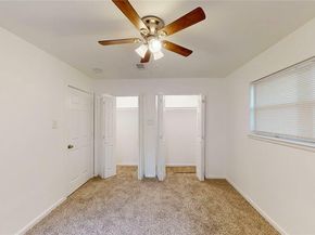 1608  Holt Street , Fort Worth Texas 76103