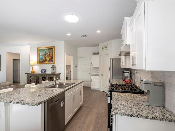 9657  Alderleaf Trail , Fort Worth Texas 76036