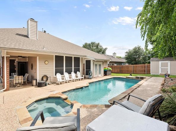 2213  Laura Elizabeth Trail , Mansfield Texas 76063