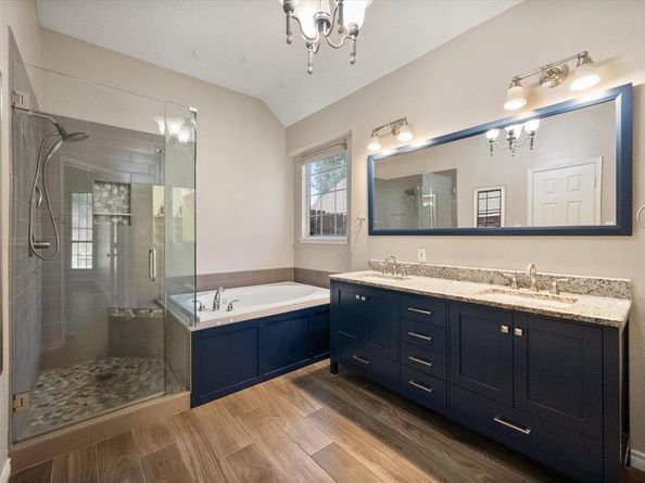 2213  Laura Elizabeth Trail , Mansfield Texas 76063
