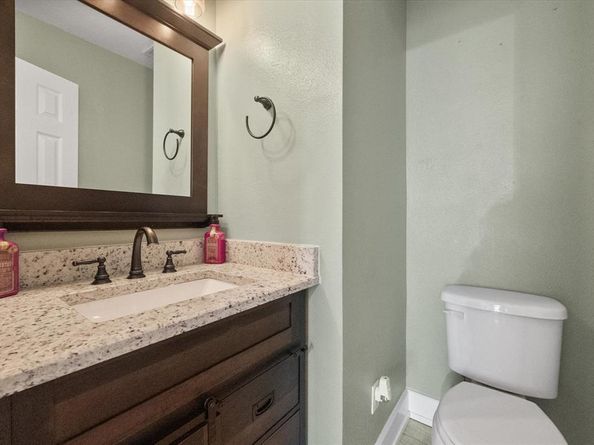 2213  Laura Elizabeth Trail , Mansfield Texas 76063