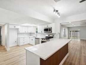 604  Buffalo Drive , Arlington Texas 76013