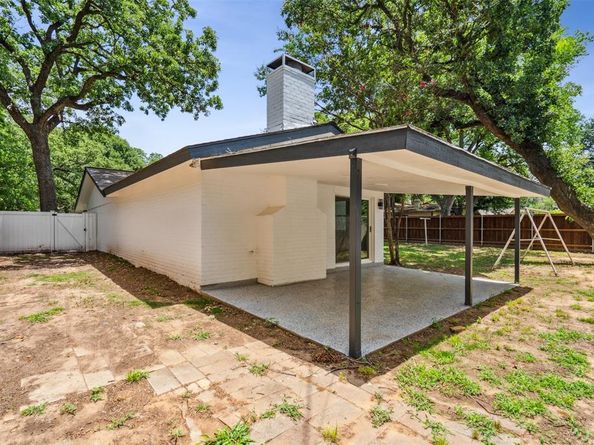 604  Buffalo Drive , Arlington Texas 76013