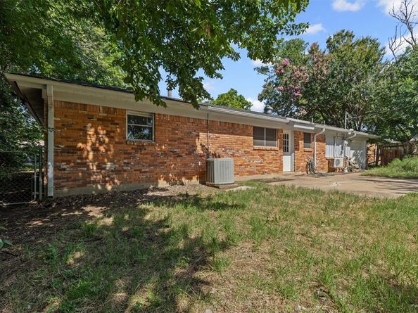 3312  Henry Drive , Richland Hills Texas 76118