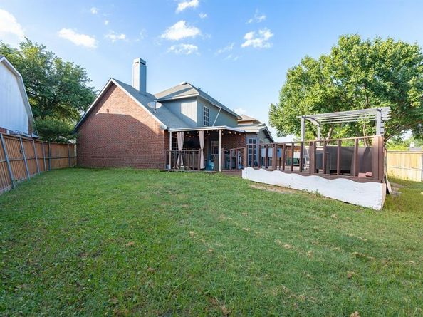 3001  Penstemon Court , Garland Texas 75040