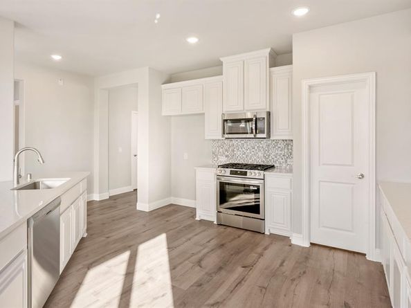106  Whistling Duck Drive , Balch Springs Texas 75181