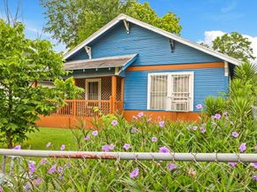 1342 E Waco Avenue , Dallas Texas 75216