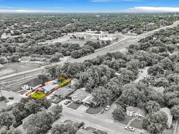 1342 E Waco Avenue , Dallas Texas 75216