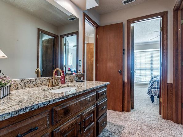 2829  Colleen Drive , Garland Texas 75043