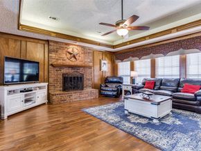 2829  Colleen Drive , Garland Texas 75043