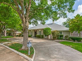 9601  Faircrest Drive 