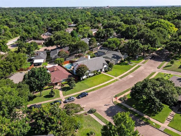 10132  Medlock Drive , Dallas Texas 75218