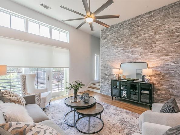 3200  Ross Avenue  6, Dallas Texas 75204